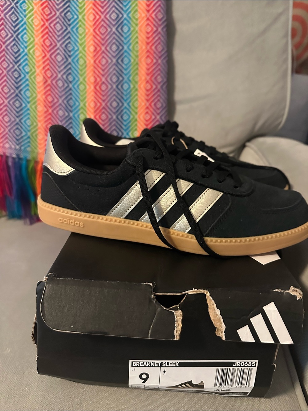 Adidas Breaknet Sleek Black Gum Sole Gold Stripes Women’s 9 NIB - Picture 5 of 8